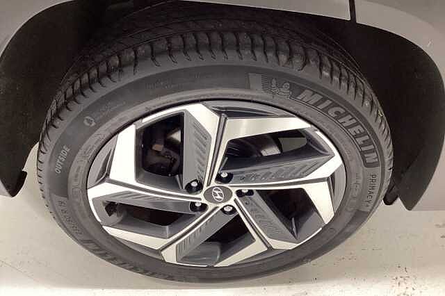 Hyundai TUCSON 1.6 TGDi Plug-in Hybrid Premium 5dr 4WD Auto