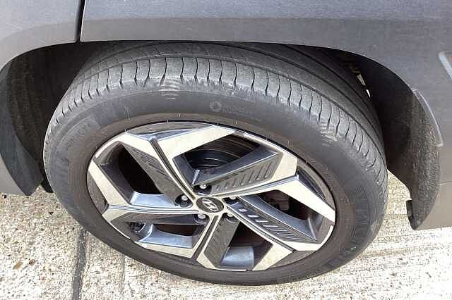 Hyundai TUCSON 1.6 T-GDi PHEV 4WD Aut. 2023MY Ultimate Grey