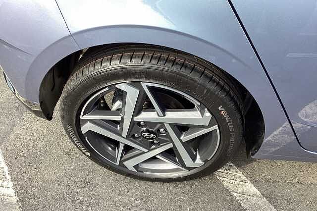 Hyundai i20 1.0T GDi Premium 5dr DCT Hatchback