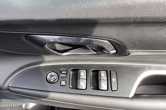 Hyundai i20 1.0T GDi Premium 5dr DCT Hatchback