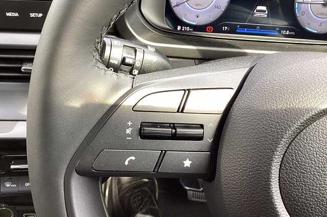 Hyundai i20 1.0T GDi Premium 5dr DCT Hatchback