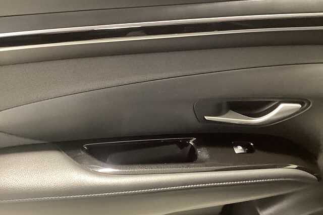Hyundai TUCSON 1.6 TGDi Plug-in Hybrid Ultimate 5dr 4WD Auto