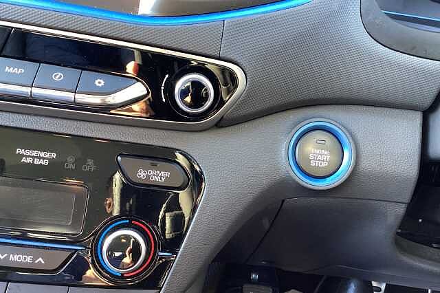 Hyundai IONIQ 1.6 GDi Hybrid Premium SE 5dr DCT