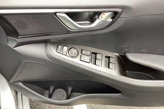 Hyundai IONIQ 100kW Premium 38kWh 5dr Auto