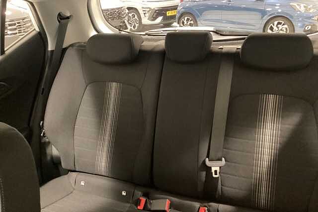 Hyundai i10 1.2 Advance 5dr Auto