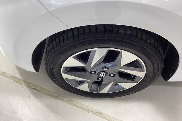 Hyundai i10 1.2 Advance 5dr Auto