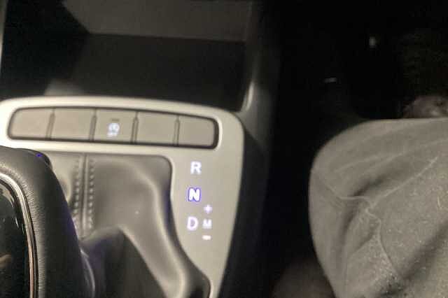 Hyundai i10 1.2 Advance 5dr Auto