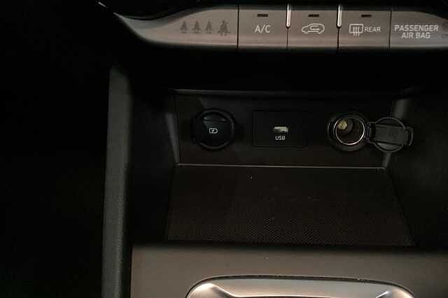 Hyundai KONA 1.0 TGDi 48V MHEV SE Connect 5dr