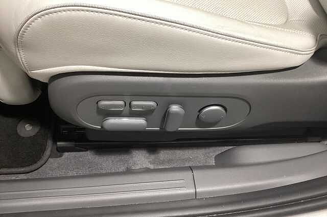 Hyundai IONIQ 5 239kW Ultimate 77 kWh 5dr AWD Auto