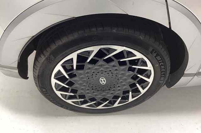 Hyundai IONIQ 5 239kW Ultimate 77 kWh 5dr AWD Auto