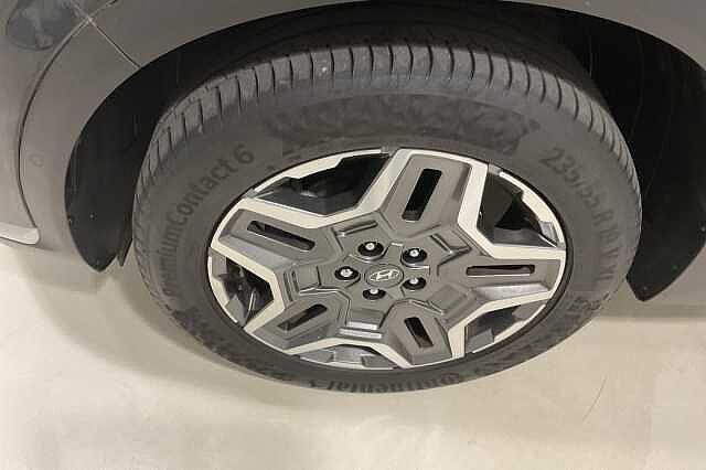 Hyundai SANTA FE 1.6 TGDi Hybrid Ultimate 5dr Auto Black