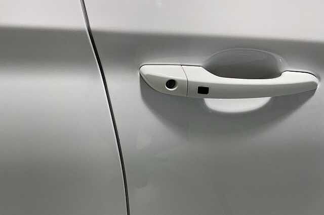 Hyundai KONA 1.6 GDi Hybrid Premium 5dr DCT
