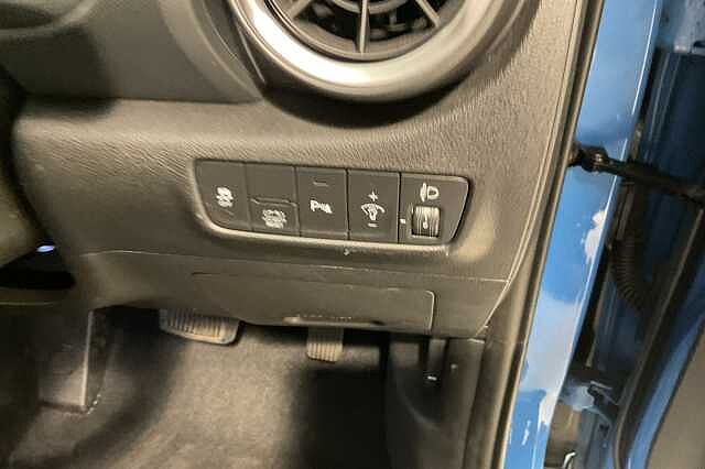 Hyundai KONA 1.6 GDi Hybrid Premium 5dr DCT