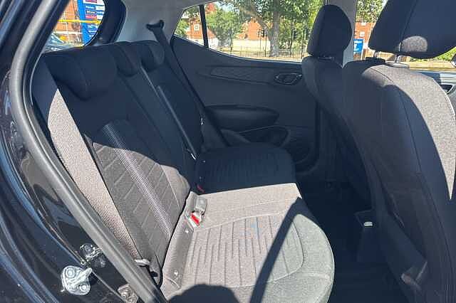 Hyundai i10 1.0 (63ps) Advance Auto