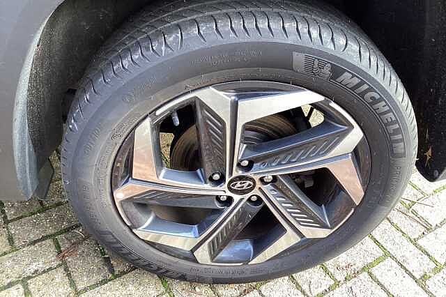 Hyundai Tucson 1.6 TGDi Hybrid 230 Premium 5dr 2WD Auto Estate