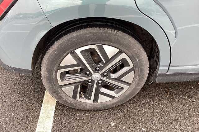 Hyundai KONA 150kW Premium 64kWh 5dr Auto