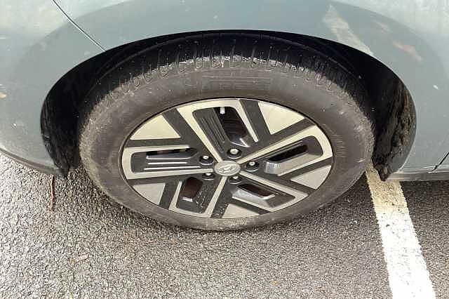 Hyundai KONA 150kW Premium 64kWh 5dr Auto