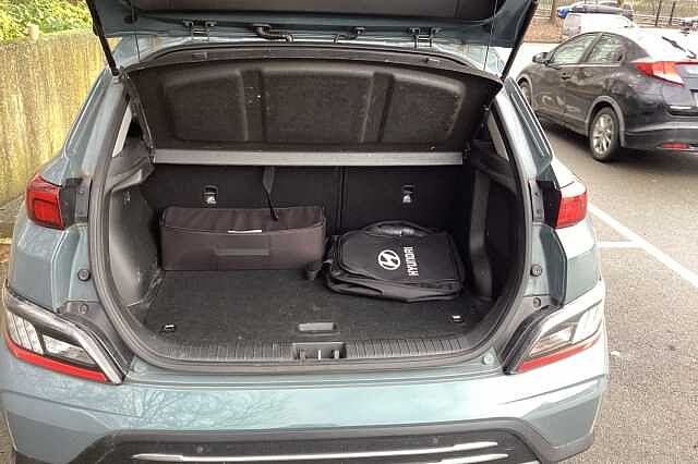 Hyundai KONA 150kW Premium 64kWh 5dr Auto