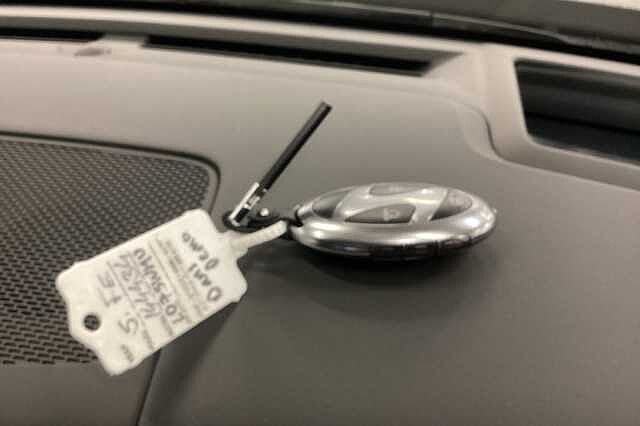 Hyundai SANTA FE 1.6 TGDi Hybrid Calligraphy 5dr 4WD Auto