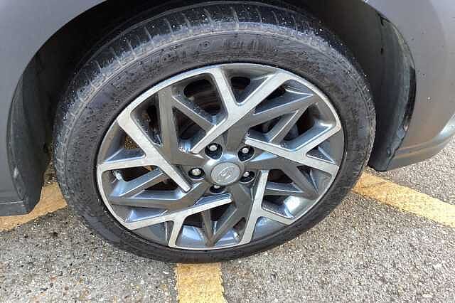 Hyundai KONA 1.6 GDi Hybrid Ultimate 5dr DCT