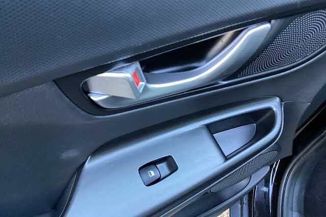 Hyundai KONA 1.6 GDi Hybrid Ultimate 5dr DCT
