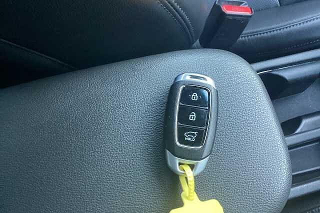 Hyundai KONA 1.6 GDi Hybrid Ultimate 5dr DCT