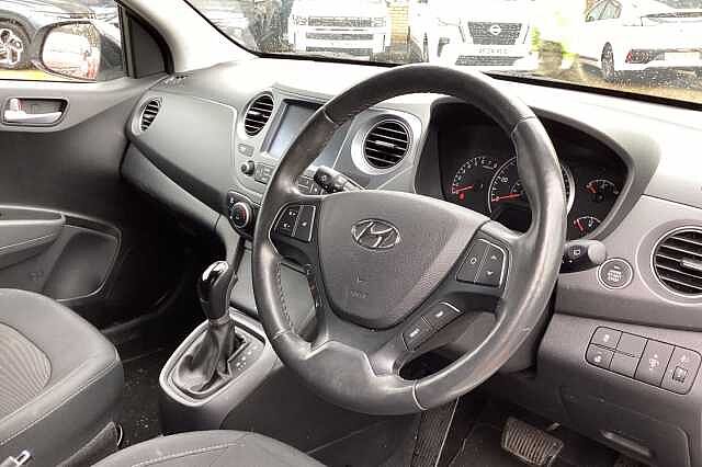 Hyundai i10 1.2 Premium SE 5dr Auto