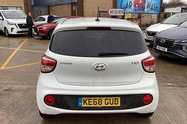 Hyundai i10 1.2 Premium SE 5dr Auto