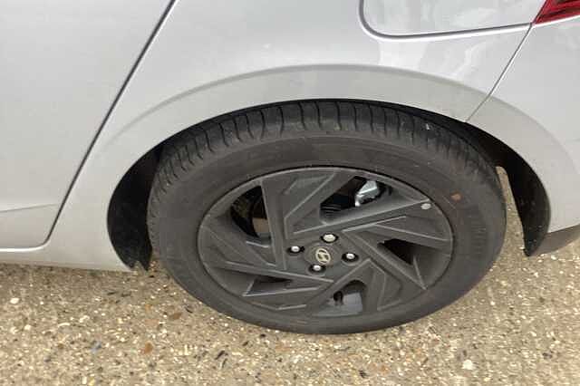 Hyundai i20 1.0T GDi 90 Black Line 5dr