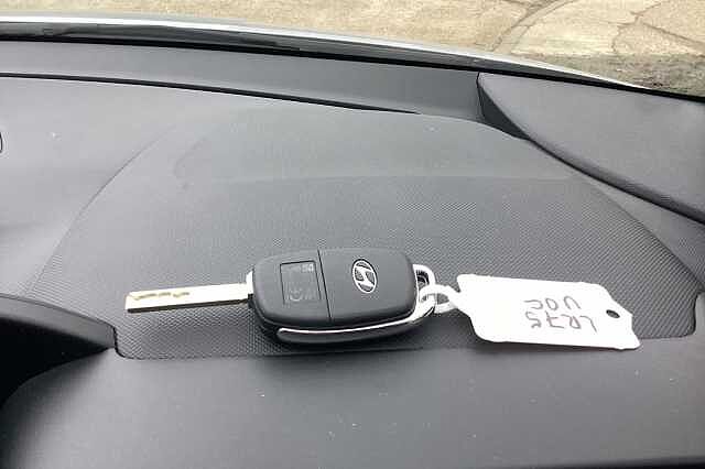 Hyundai i20 1.0T GDi 90 Black Line 5dr