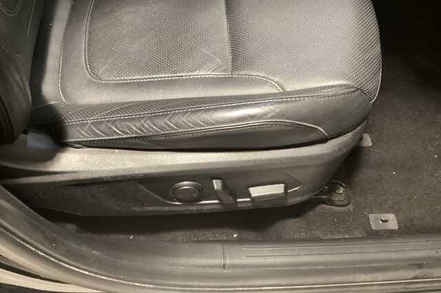 Hyundai TUCSON 1.6 TGDi 48V MHD Ultimate 5dr 2WD DCT