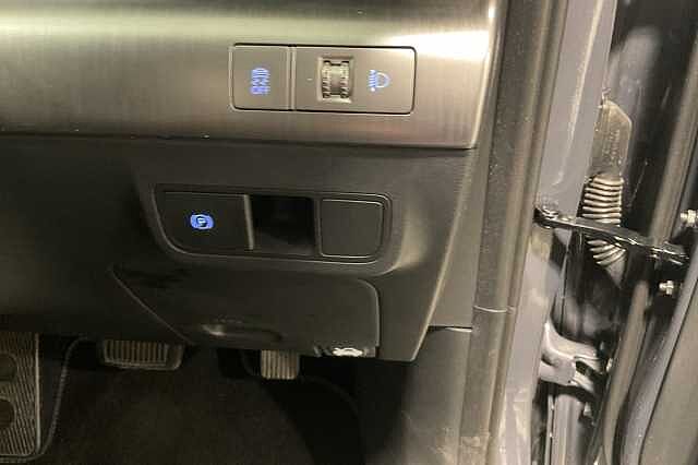 Hyundai KONA 160kW Advance 65kWh 5dr Auto