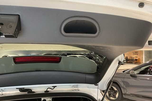 Hyundai KONA 150kW Premium 64kWh 5dr Auto
