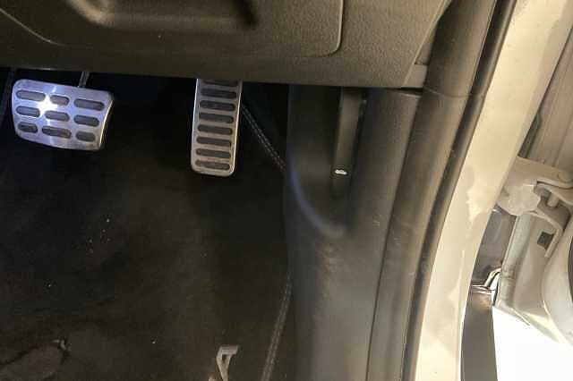Hyundai KONA 150kW Premium 64kWh 5dr Auto