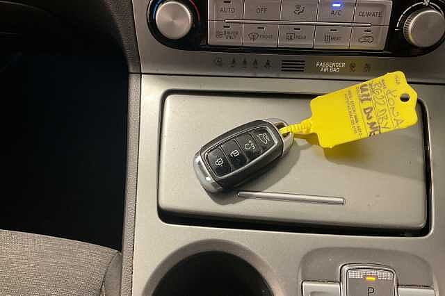 Hyundai KONA 150kW Premium 64kWh 5dr Auto