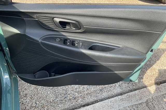Hyundai i20 1.0T GDi 48V MHD SE Connect 5dr DCT