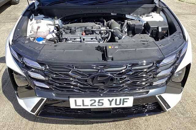 Hyundai TUCSON 1.6T 48V MHD N Line S 5dr 4WD DCT White