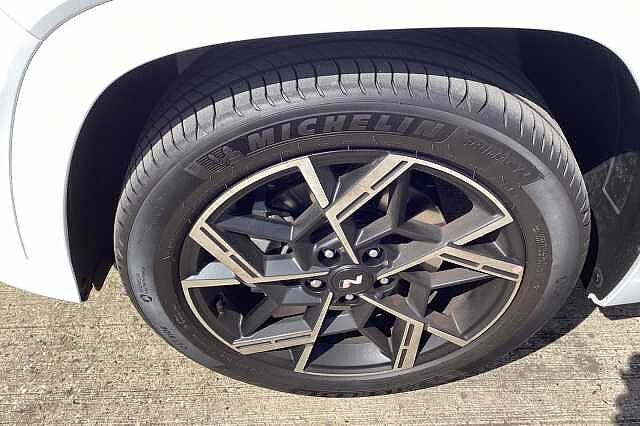 Hyundai TUCSON 1.6T 48V MHD N Line S 5dr 4WD DCT White