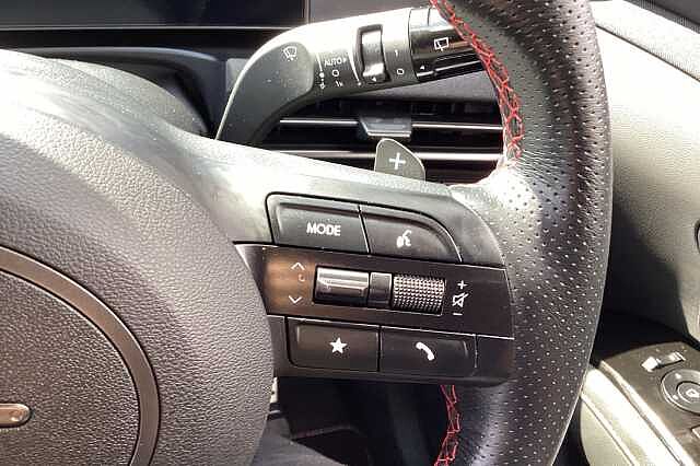 Hyundai TUCSON 1.6T 48V MHD N Line S 5dr 4WD DCT White