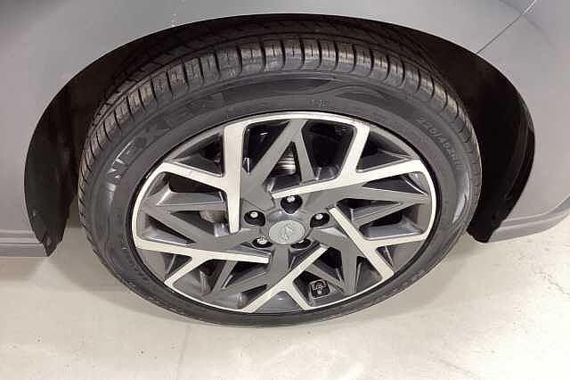 Hyundai KONA 1.6 GDi Hybrid Premium 5dr DCT