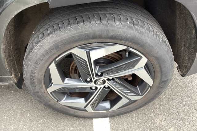 Hyundai TUCSON 1.6 TGDi Plug-in Hybrid Premium 5dr 4WD Auto