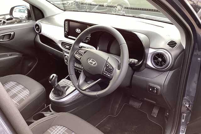 Hyundai i10 1.0 [63] Premium 5dr Auto [Nav]