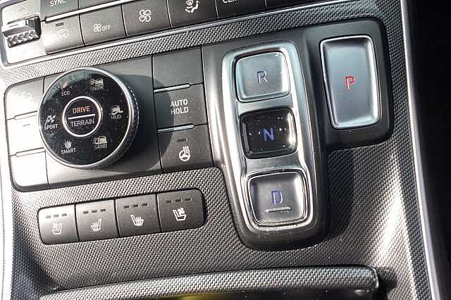 Hyundai SANTA FE 1.6 TGDi Hybrid Ultimate 5dr 4WD Auto