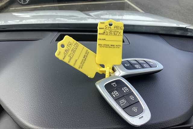Hyundai SANTA FE 1.6 TGDi Hybrid Ultimate 5dr 4WD Auto