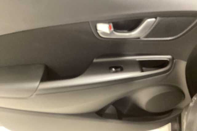 Hyundai KONA 1.6 GDi Hybrid SE Connect 5dr DCT