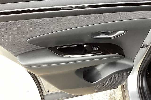 Hyundai TUCSON 1.6 TGDi Hybrid 230 SE Connect 5dr 2WD Auto