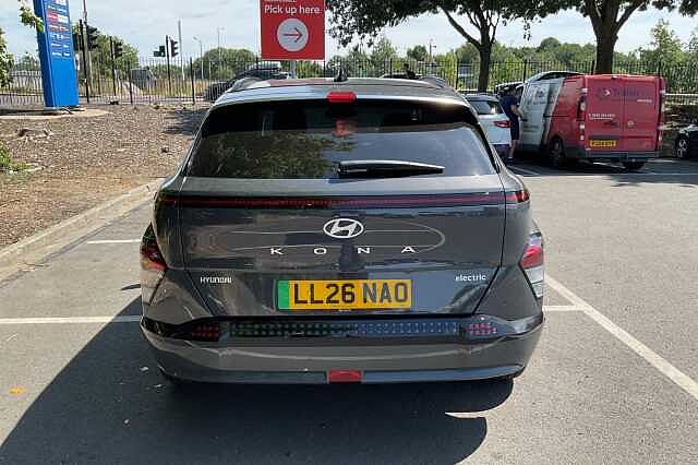 Hyundai KONA 160kW Advance 65kWh 5dr Auto