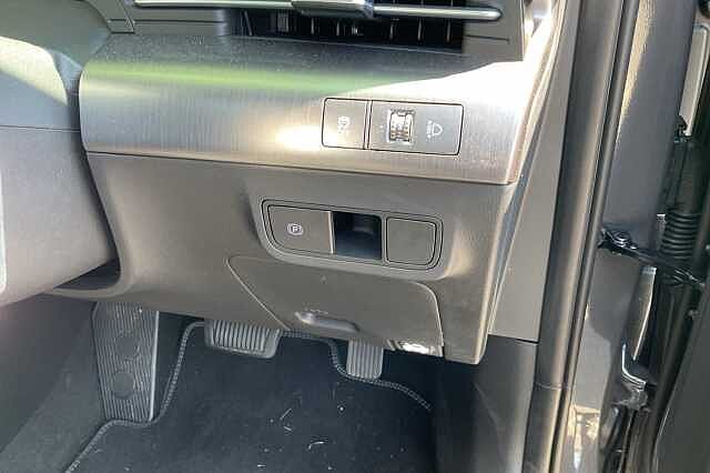 Hyundai KONA 160kW Advance 65kWh 5dr Auto