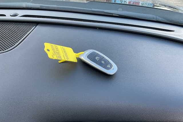 Hyundai TUCSON 1.6 TGDi Hybrid 230 Premium 5dr 2WD Auto Black
