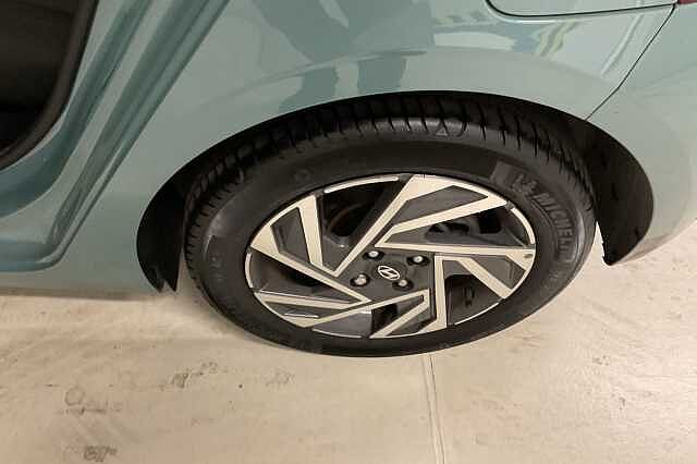 Hyundai i20 1.0T GDi Advance 5dr
